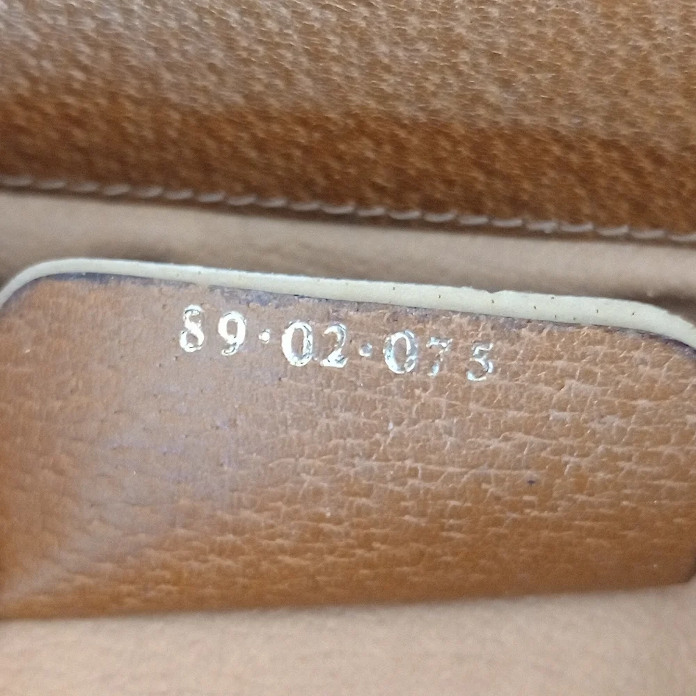 GUCCI PVC GG Supreme Clutch - Cream w/ Tan Leather - Picture 9 of 16